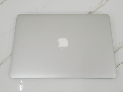 Apple MacBook Air A1466 13.3" Intel I5 CPU 4GB RAM 120 SSD