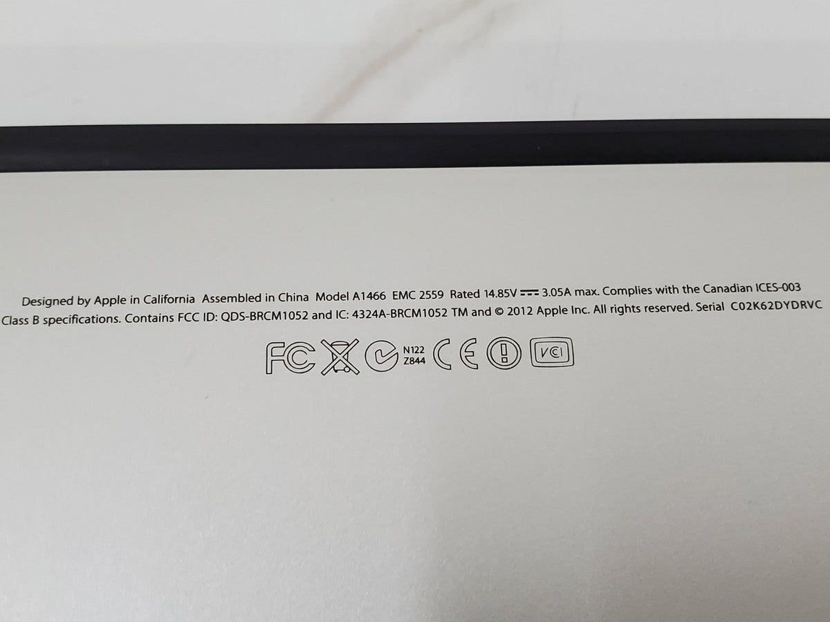 Apple MacBook Air A1466 13.3" Intel I5 CPU 4GB RAM 120 SSD